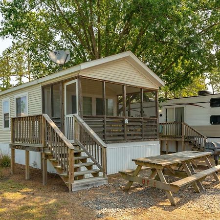 New Point Rv Resort Exterior photo